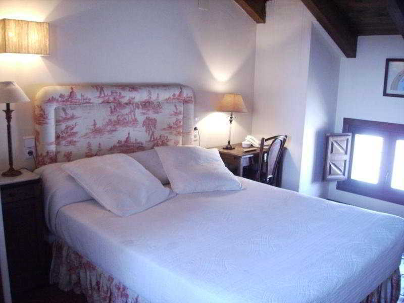 Hotel Restaurante Dona Anita Requena Eksteriør billede