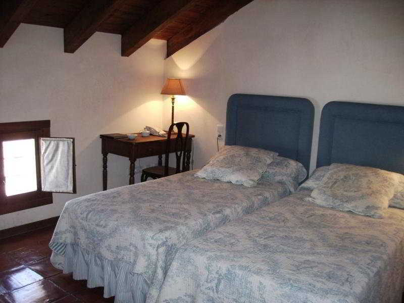 Hotel Restaurante Dona Anita Requena Eksteriør billede